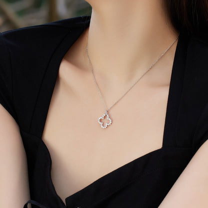 [Clover Jewelry]Four-Leaf Clover Hollow Design Exquisite Necklace