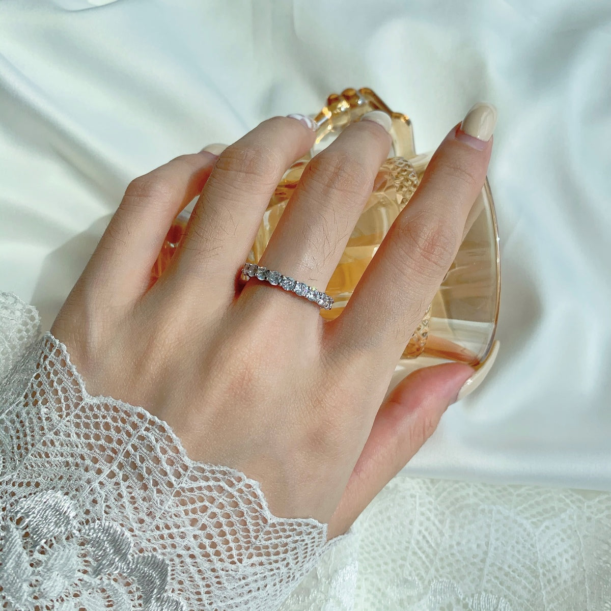 [Clover Jewelry]Sparkling Round Cut Tennis Ring