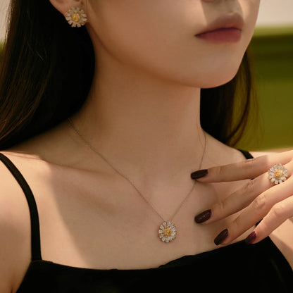 [Clover Jewelry]Exquisite Daisy Necklace