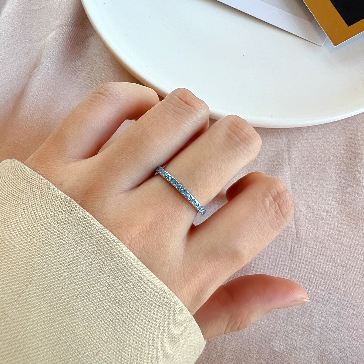 [Clover Jewelry]Delicate Sparkling Round Cut Daily Ring