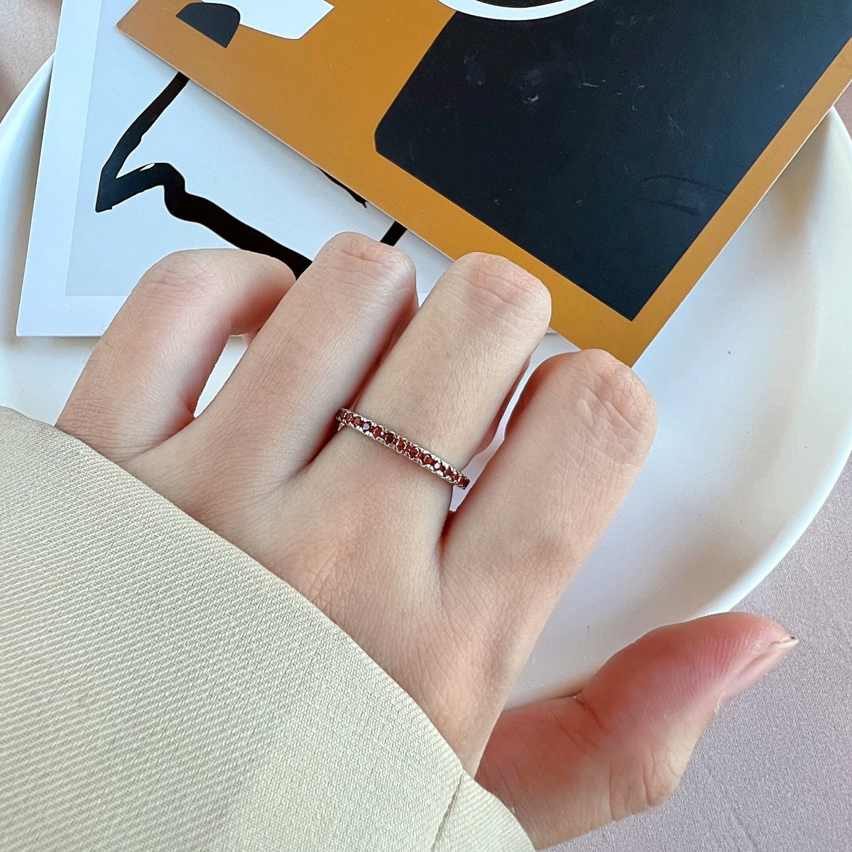 [Clover Jewelry]Delicate Sparkling Round Cut Daily Ring