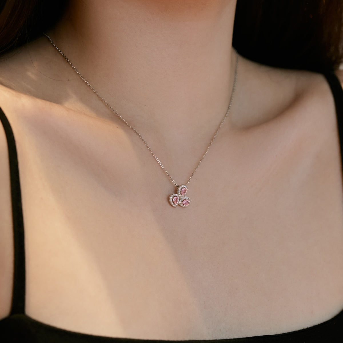 [Clover Jewelry]Elegant Flower Shape Pear Cut Necklace