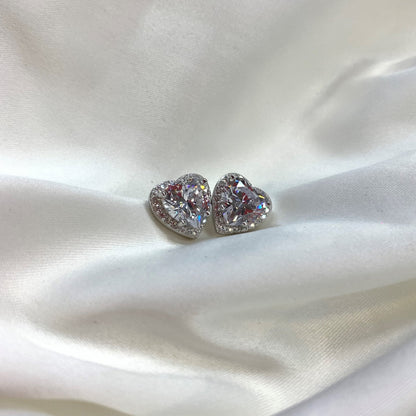 [Clover Jewelry]Sparkling Heart Shape Lover Earrings