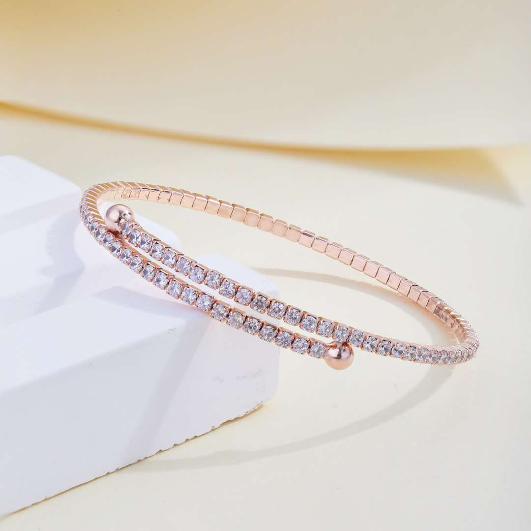 [Clover Jewelry]Row of Diamonds Round Fashion Bracelet