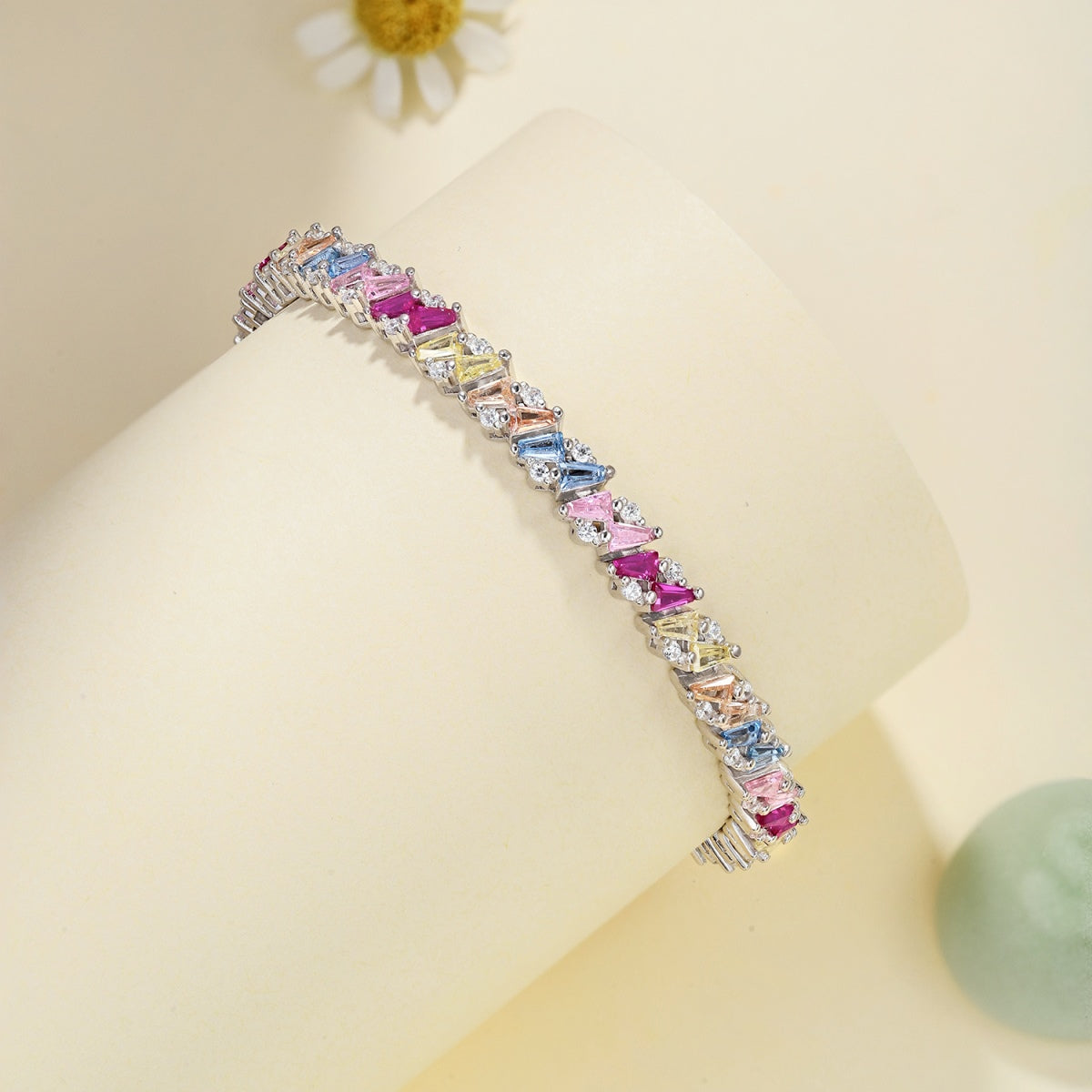 [Clover Jewelry]Ornate Sparkling Multi Cut Party Bracelet