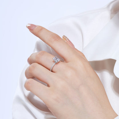 [Clover Jewelry]2.0 Carat Dazzling Sparkling Radiant Cut Party Ring