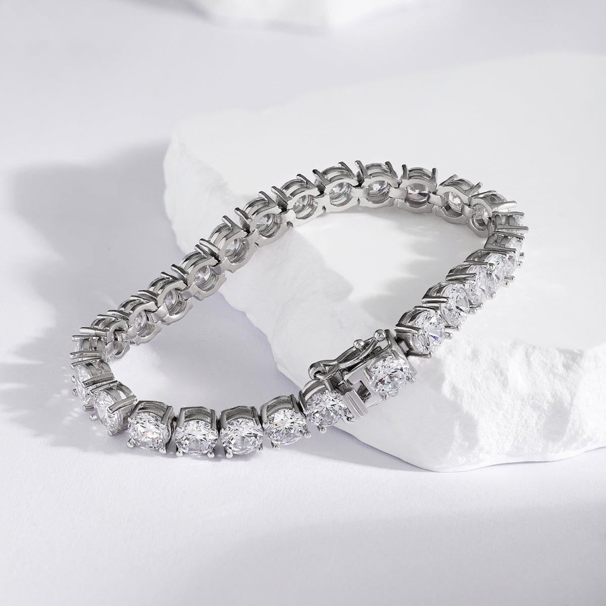 [Clover Jewelry]0.75 Carat Dazzling Round Cut Wedding Bracelet