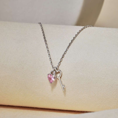 [Clover Jewelry]Unique Heart Shape Key Pendent Necklace