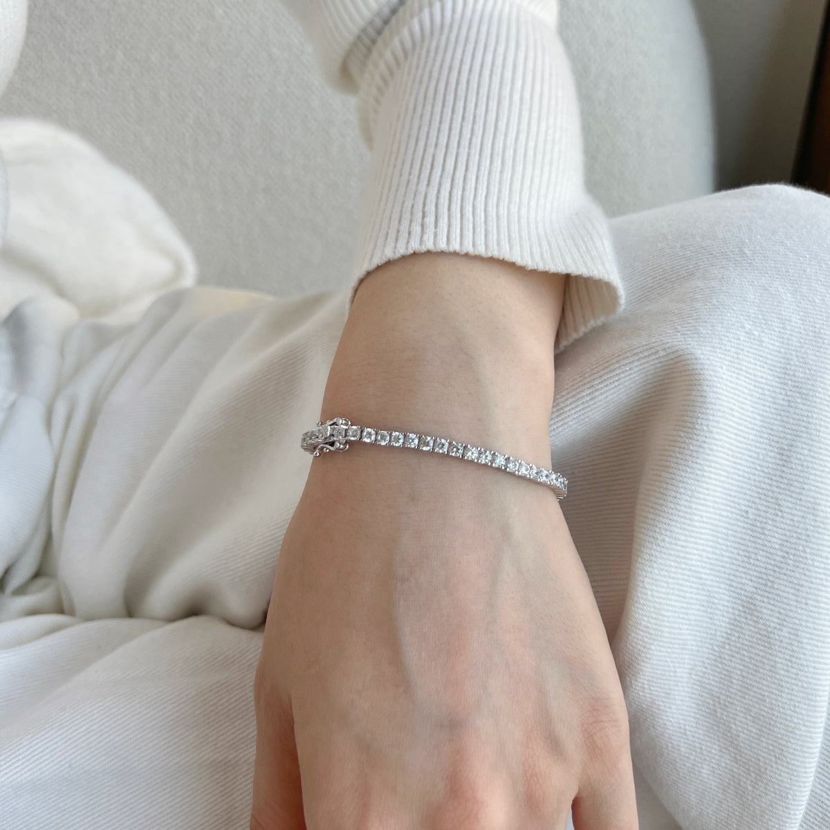 [Clover Jewelry]Dainty Charming Round Cut Tennis Bracelet