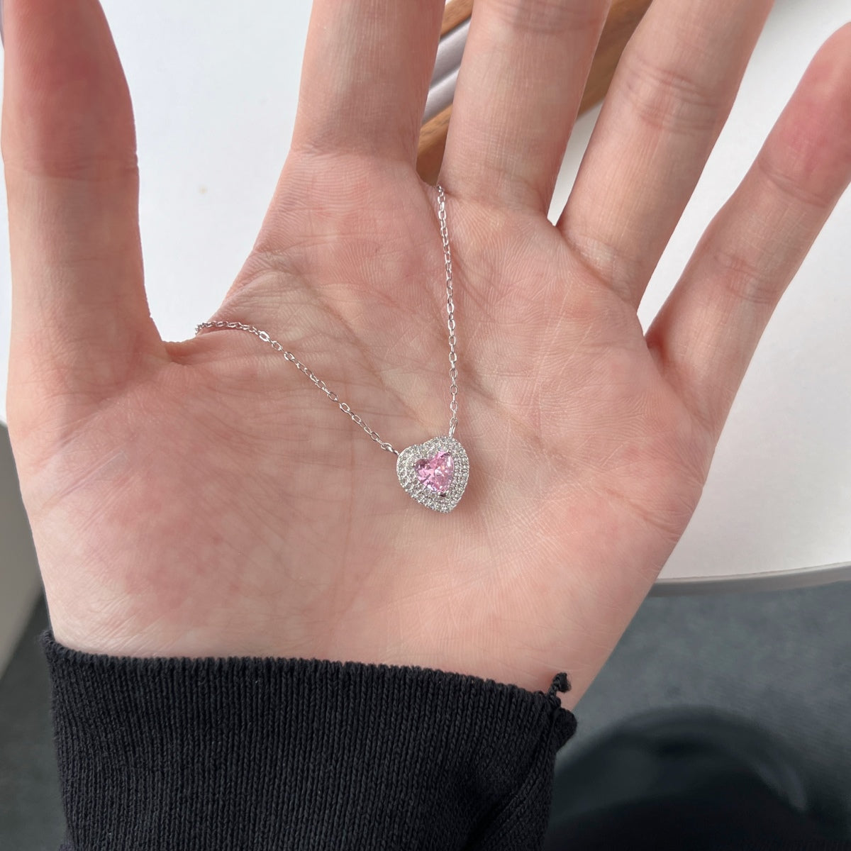 [Clover Jewelry]Exquisite Heart Shape Necklace