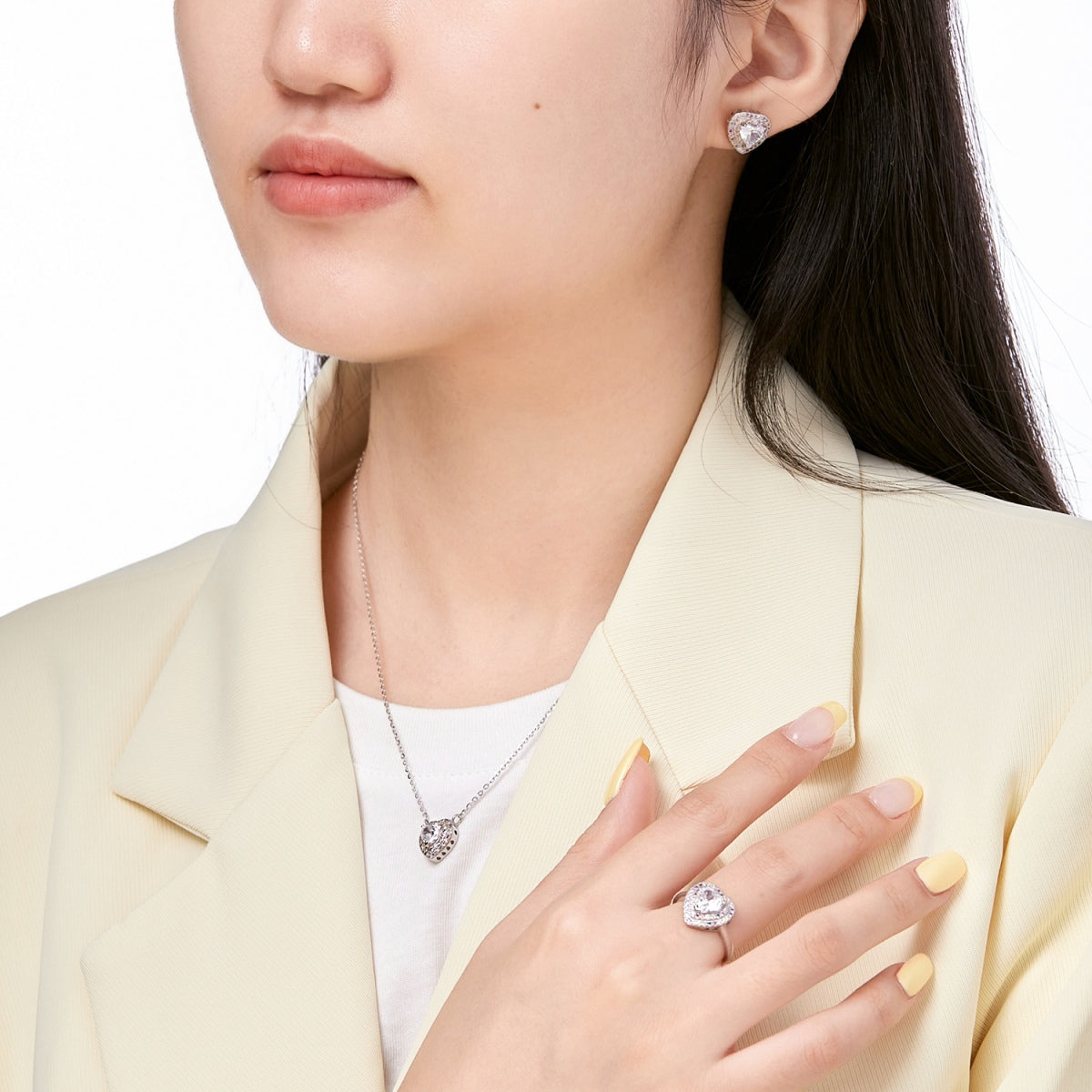 [Clover Jewelry]Delicate Ebullient Heart Shape Wedding Ring