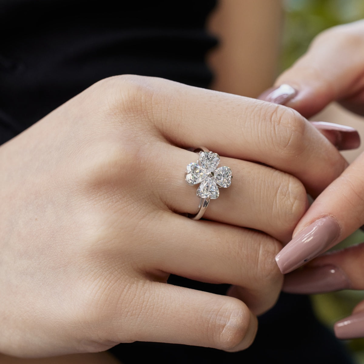 [Clover Jewelry]Heart-shaped Four-Leaf Clover Ball Ring