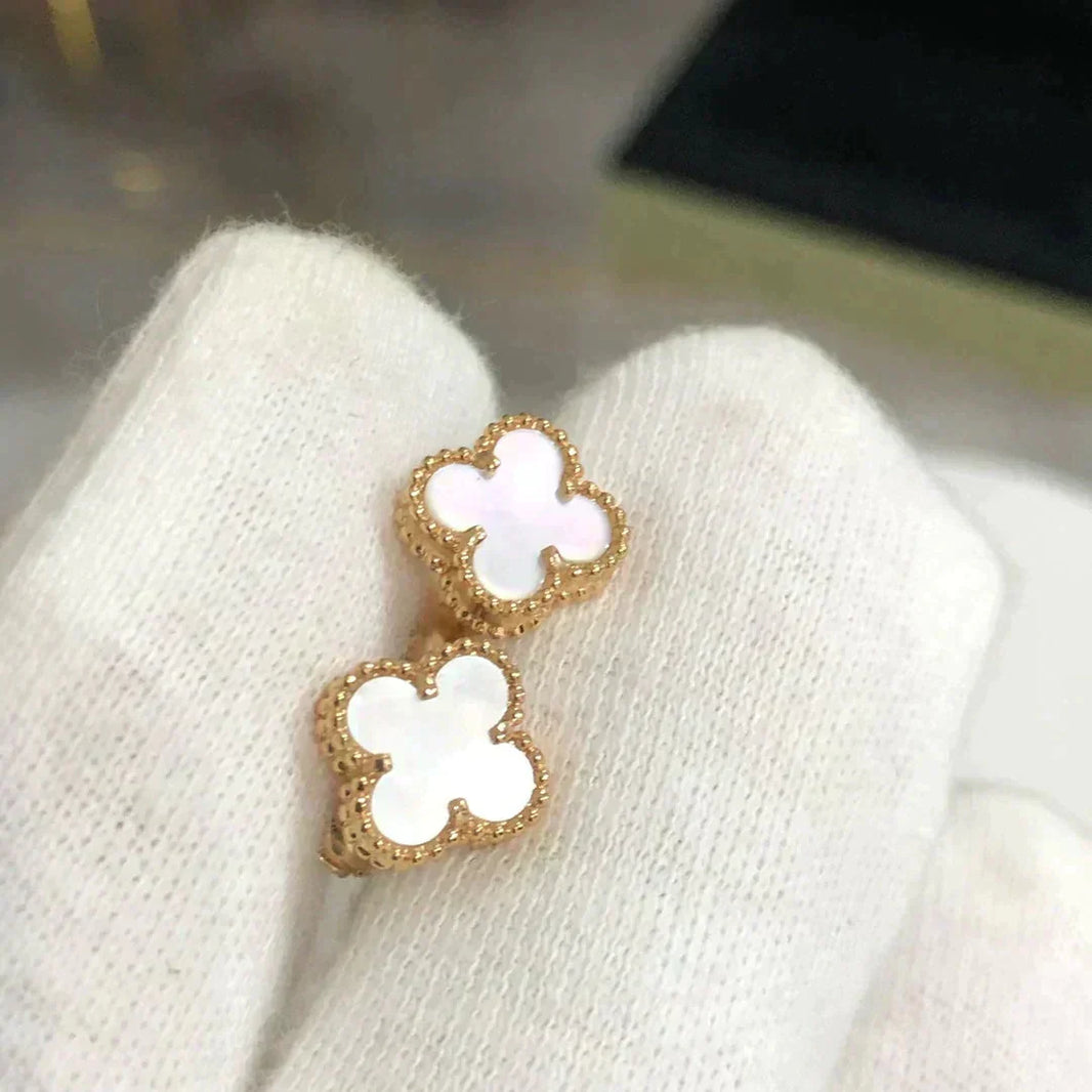 [Clover Jewelry]CLOVER MINI 9.5MM WHITE MOP EARRINGS
