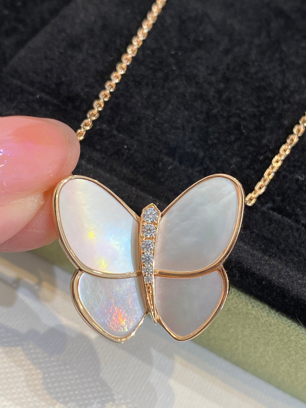 [Clover Jewelry]BUTTERFLY GOLD MOP DIAMOND NECKLACE