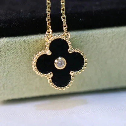 [Clover Jewelry]CLOVER 15MM DIAMOND ONYX NECKLACE