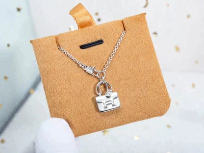 [Clover Jewelry]AMULETTE PEDANT SILVER NECKLACE