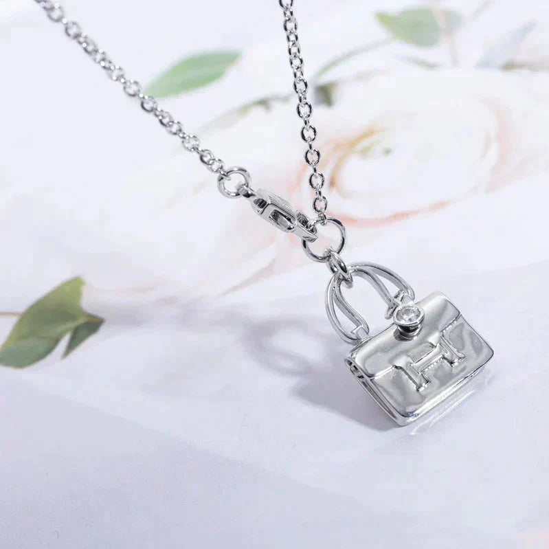 [Clover Jewelry]AMULETTE PEDANT SILVER NECKLACE