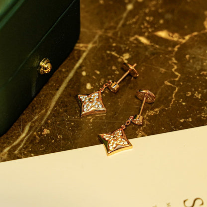 [Clover Jewelry]STAR DIAMONDS EARRINGS GOLD
