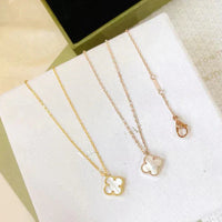 [Clover Jewelry]CLOVER MINI 9.5MM WHITE MOTHER-OF-PEARL NECKLACE