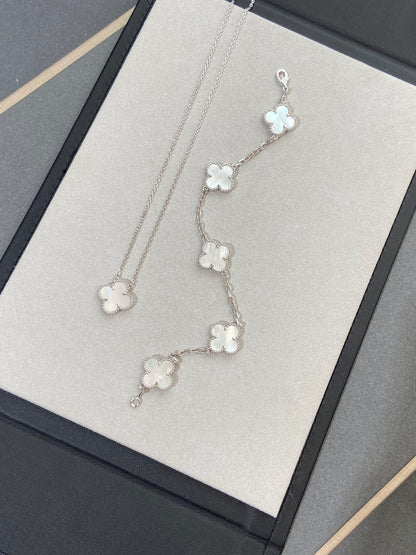 [Clover Jewelry]CLOVER WHITE PEARL MOP 5 MOTIF BRACELET COLLECTION