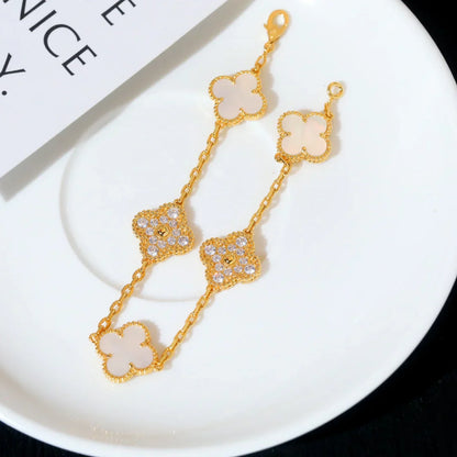 [Clover Jewelry]CLOVER WHITE PEARL MOP 5 MOTIF BRACELET COLLECTION