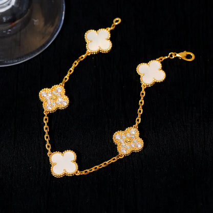 [Clover Jewelry]CLOVER WHITE PEARL MOP 5 MOTIF BRACELET COLLECTION