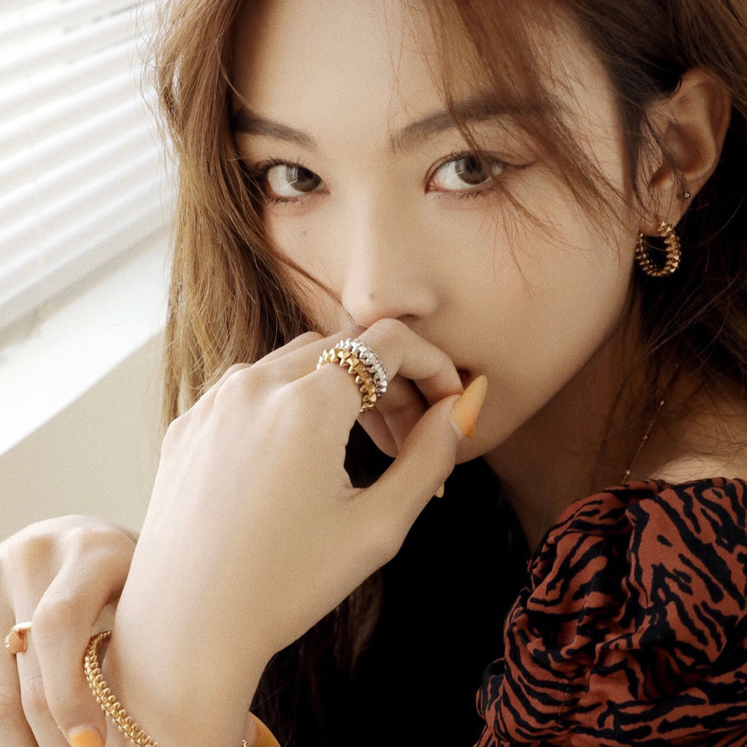 [Clover Jewelry]CLASH SMALL HOOP EARRINGS