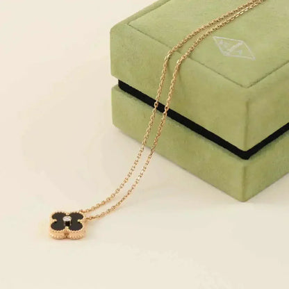 [Clover Jewelry]CLOVER 15MM DIAMOND ONYX NECKLACE