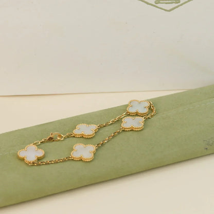 [Clover Jewelry]CLOVER WHITE PEARL MOP 5 MOTIF BRACELET COLLECTION