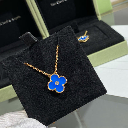 [Clover Jewelry]CLOVER 15MM DIAMOND AND BLUE AGATE NECKLACE
