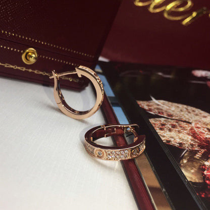 [Clover Jewelry]LOVE 5.5MM DIAMOND PAVED EARRINGS