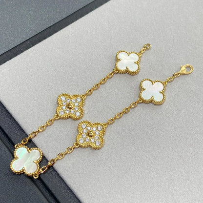 [Clover Jewelry]CLOVER WHITE PEARL MOP 5 MOTIF BRACELET COLLECTION