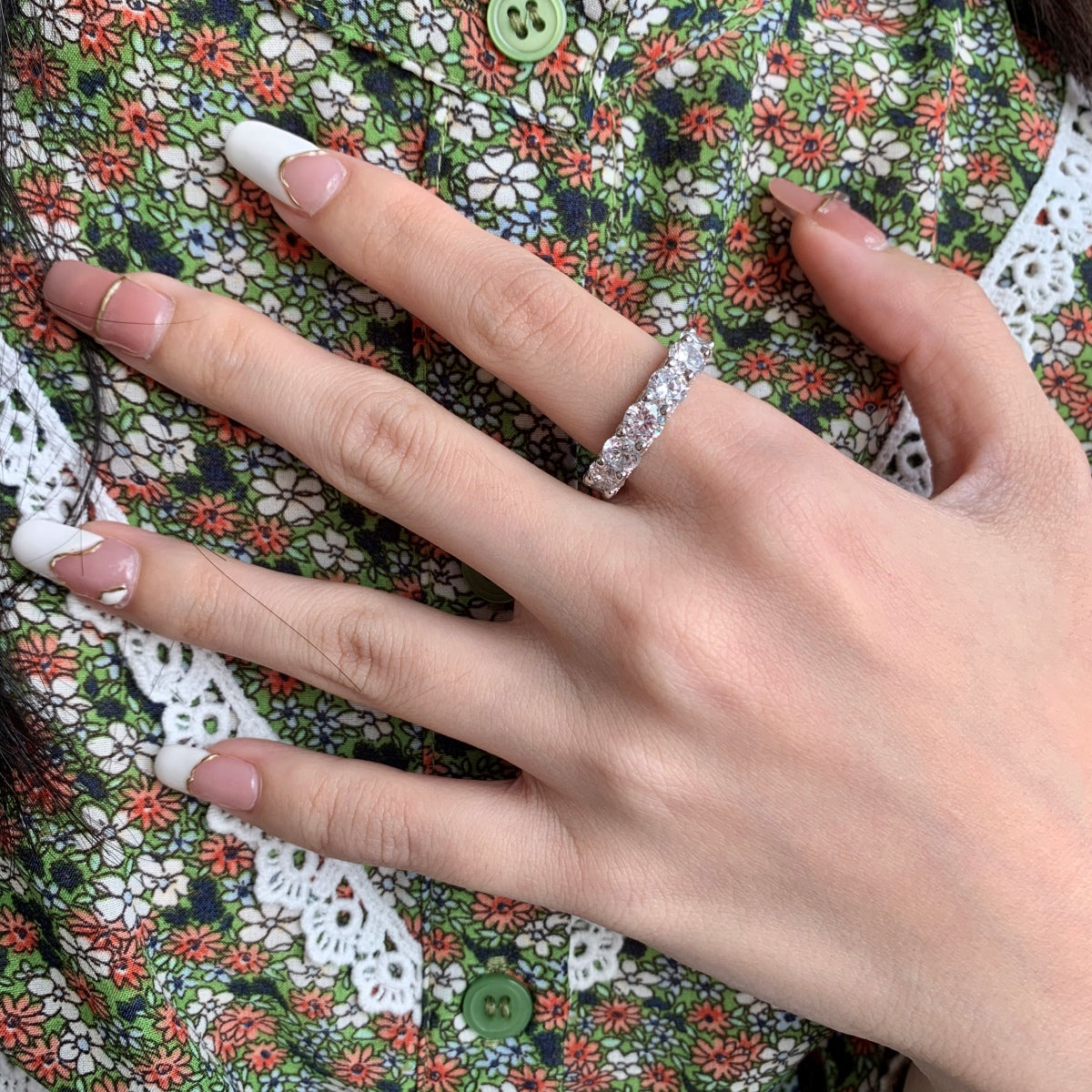 [Clover Jewelry]Gorgeous Round Cut Tennis Ring