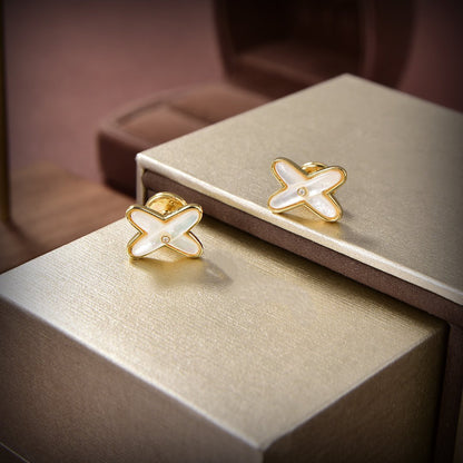 [Clover Jewelry]JEUX DE WHITE MOP GOLD DIAMOND EARRINGS