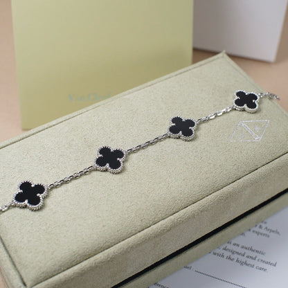 [Clover Jewelry] CLOVER 5 MOTIF ONYXS BRACELET COLLECTION