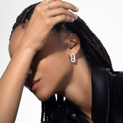 [Clover Jewelry]So Move Diamond Earrings in Yellow Gold