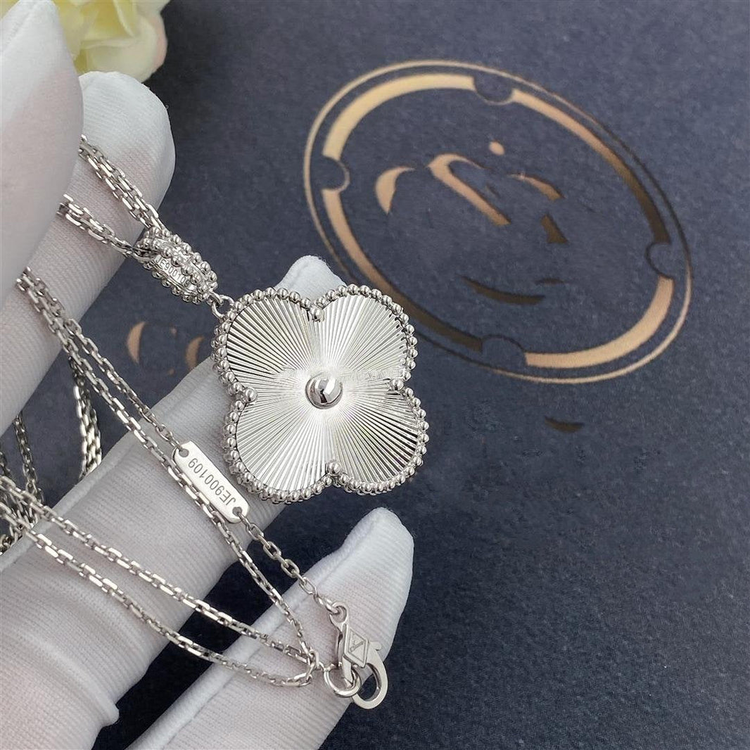 [Clover Jewelry]CLOVER 25MM SILVER BIG CLOVER NECKLACE