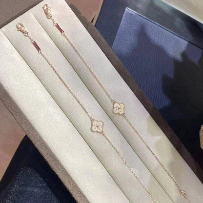 [Clover Jewelry]CLOVER SINGLE FLOWER BRACELET