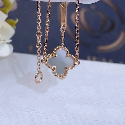 [Clover Jewelry]CLOVER WHITE MOP SINGLE FLOWER BRACELET