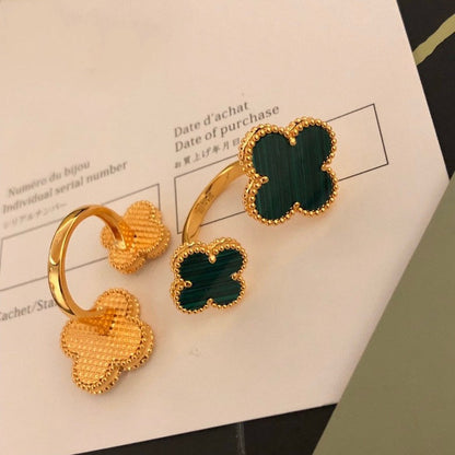 [Clover Jewelry]CLOVER BETWEEN THE FINGER RING