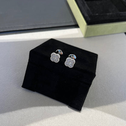 [Clover Jewelry]CLOVER MINI DIAMOND STUD EARRINGS